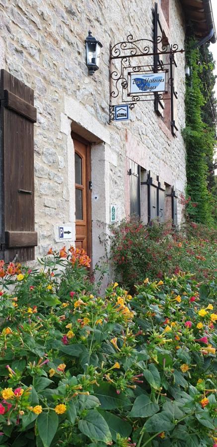 B&B Des Histoires D'Anges - Cote Jardin - Accueil Velo 图尔尼 外观 照片